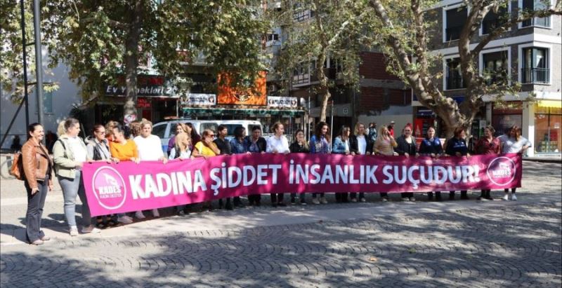 Erdek’te “Kadına şiddete hayır” açıklaması 