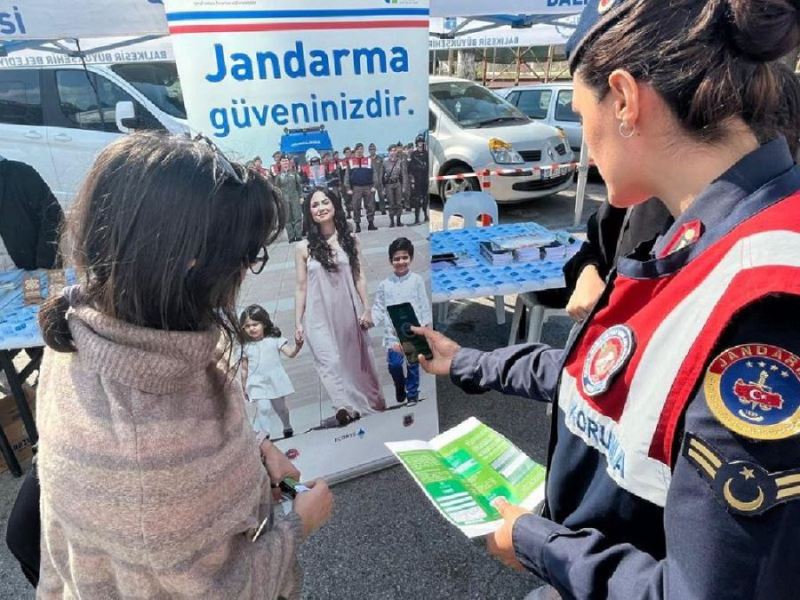 Balıkesir’de kadına şiddete geçit yok