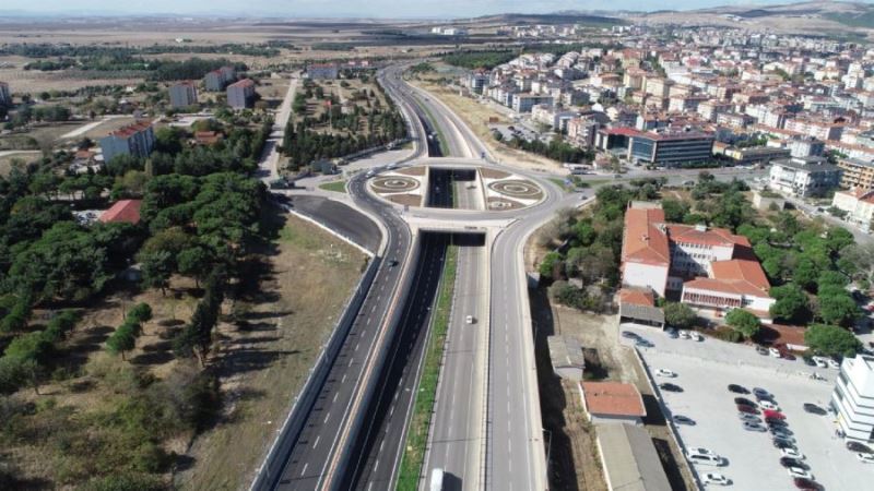 Büyükşehir, Bandırma’ya katlı kavşaklar kazandırdı 