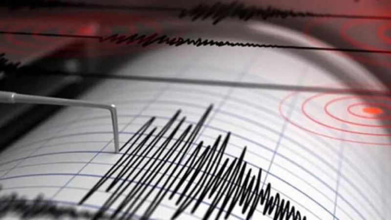 Bigadiç İlçesi’nde deprem korkuttu