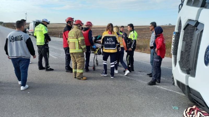 Bandırma-Çanakkale yolunda kargo kamyonu devrildi: 1 yaralı 