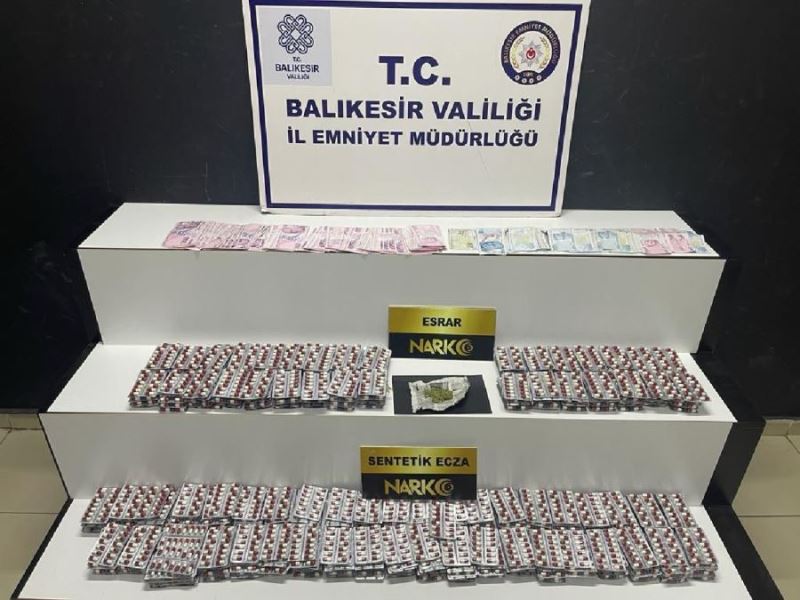 Polis uyuşturucu  tacirlerini enseledi 