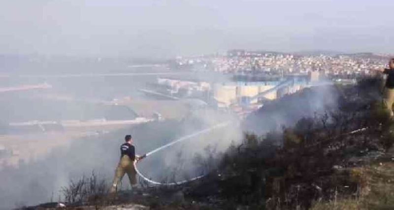 Bandırma Ayyıldız Mahallesi’nde yangın 