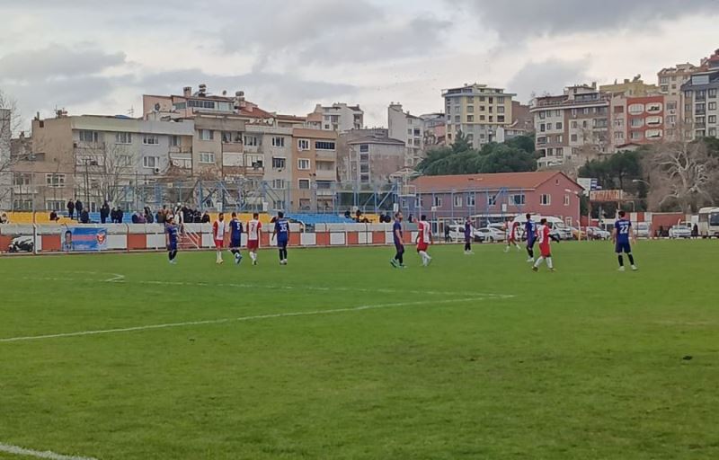 Erdekspor-Avşaspor yenişemedi: 1-1