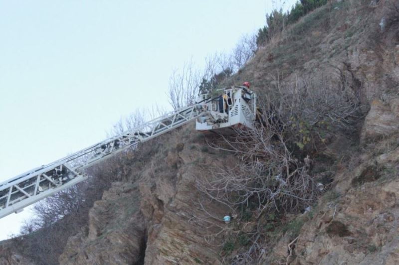 Manzara izlerken uçurumdan düştü