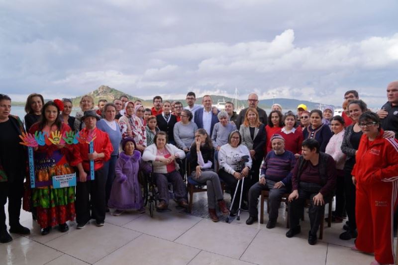 Ayvalık Belediyesi’nden Engelliler Haftası etkinliği