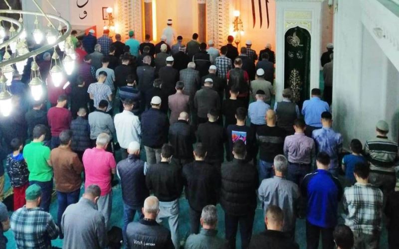 Erdek Piri Reis Camii Kadir Gecesi’nde Doldu Taştı