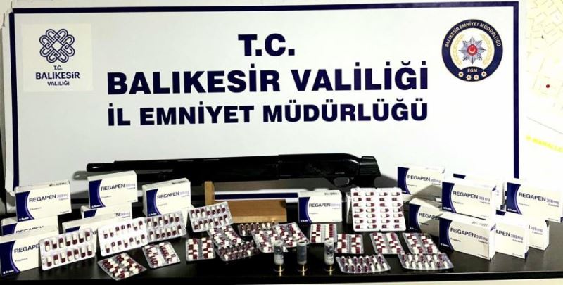 Polis otele yaptığı baskında uyuşturucu ele geçirildi 