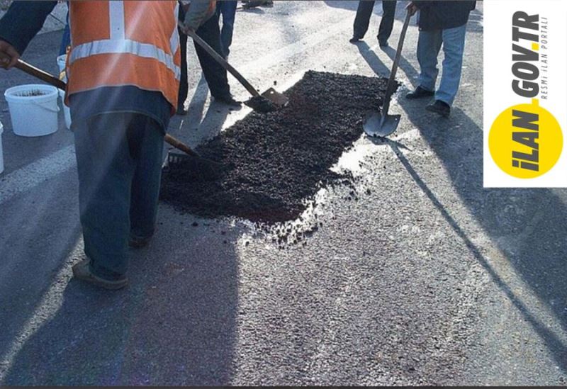 Muhtelif cadde ve sokaklarda astarlı bitümlü sathi kaplama yaptırılacaktır