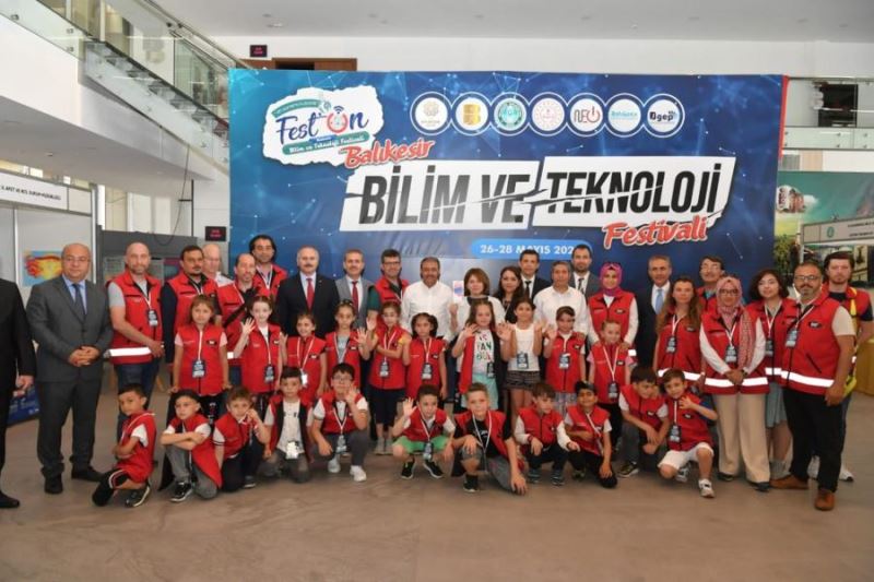 Geleceğin bilim insanları Fest’ON Festivali’nde 