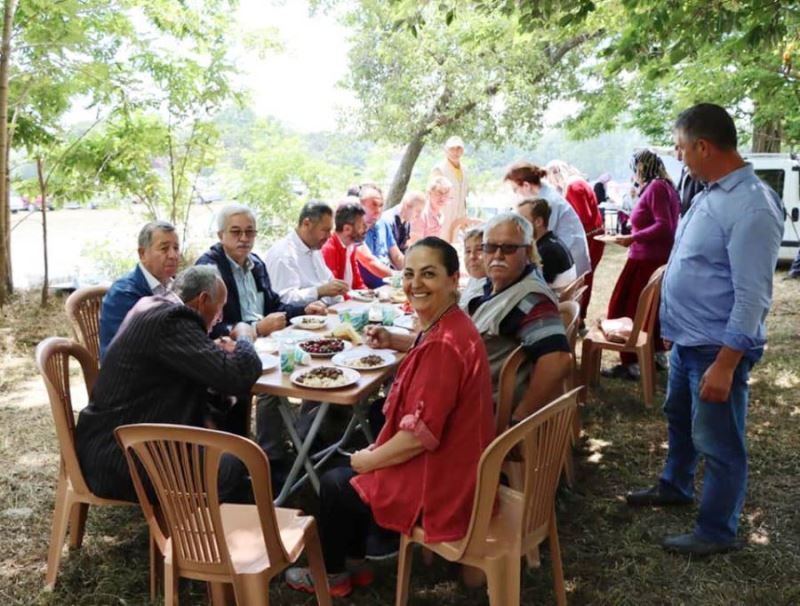 Erdek Yukarı Yapıcı’da “Kiraz Şenliği” yapıldı 