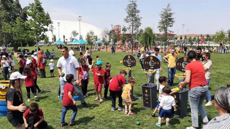 Çevre Haftası’nda hem eğlendiler hem öğrendiler 