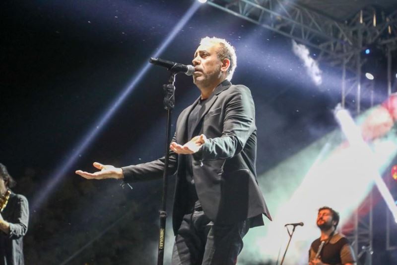 Haluk Levent’ten Bandırma