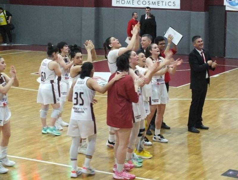 Bandırma Basket, Menemen Belediyespor’u devirdi