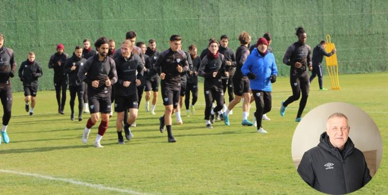 Bandırmaspor Teknik Direktörü Bakkal: “Tuzlaspor maçını kazanmak zorundayız”