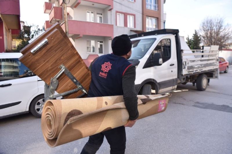 Karesi halkından afet yardım kampanyasına büyük destek 