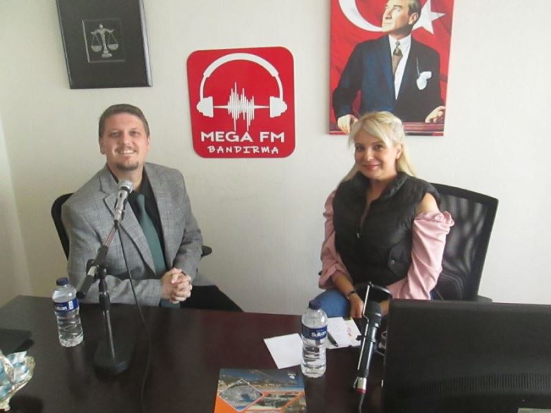 Uğur, MEGA Radyo’nun konuğuydu