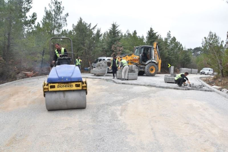 Şahin Deresi Kanyonu’na yapılan cam seyir  terası yolu bitiyor 