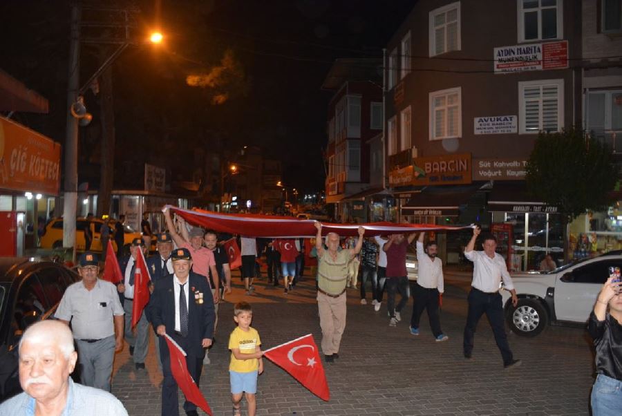 Manyas’ta 15 Temmuz Demokrasi Zaferi kutlandı 