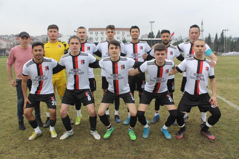 Manyas Belediyespor, 17 Eylül’ü ezdi geçti 