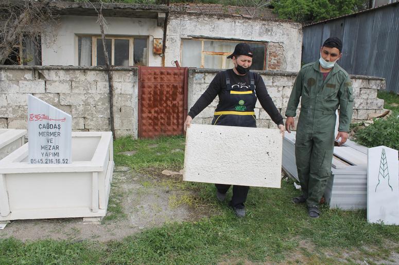 İki çocuk annesi mermer ustası oldu 